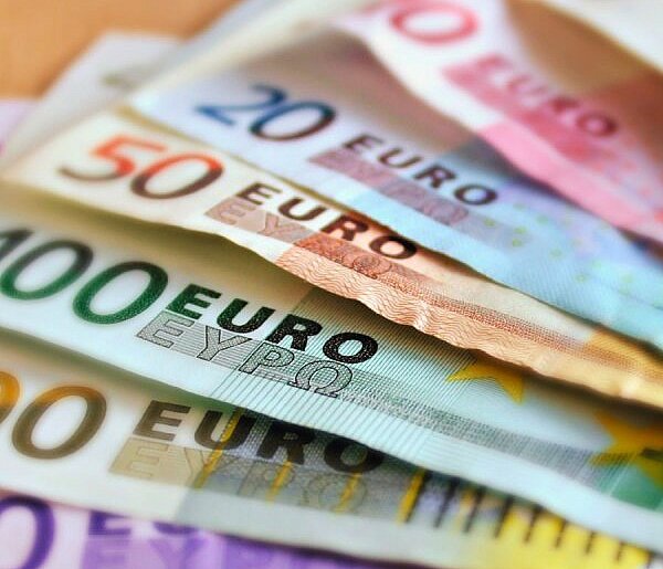 Pieniądze z UE są dobrze wykorzystywane? Większość badanych nie ma wątpliwości