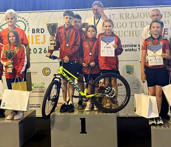 Uczniowie z Małej Szkoły w Szopie na podium w finale krajowym turnieju BRD