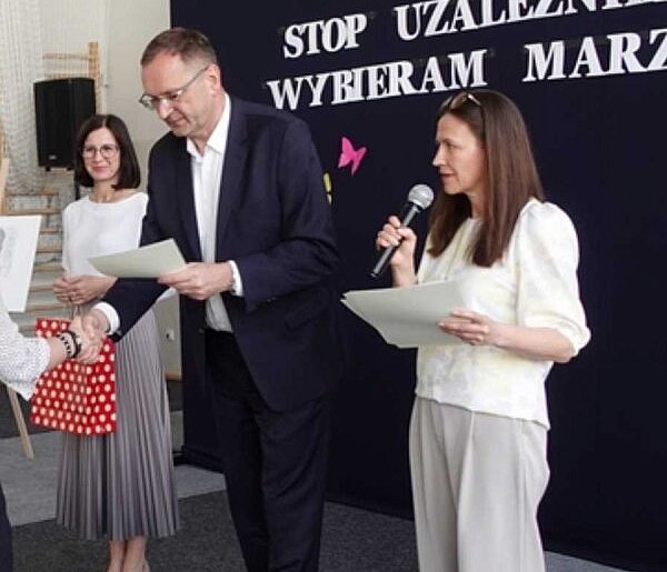 Kartuzy. Rozstrzygnięto Gminny Konkurs Profilaktyczny "Kolory Życia"