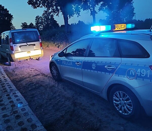 Pijani rowerzyści i dwaj kierowcy w rękach policji