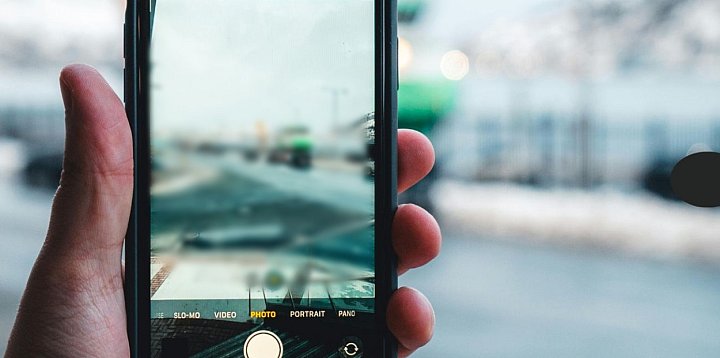 Kierowcy nagrywali wypadek i dostali mandaty-74512