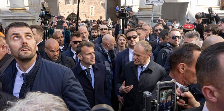Gdańsk / Tłumy mieszkańców witały prezydenta Macrona