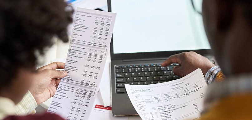 Sprawne rozliczanie wynagrodzeń w firmie z pomocą oprogramowania kadrowego