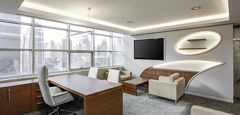 Nowoczesne loftowe wnętrza – stal, beton i elementy kulowe jako znak rozpoznawczy