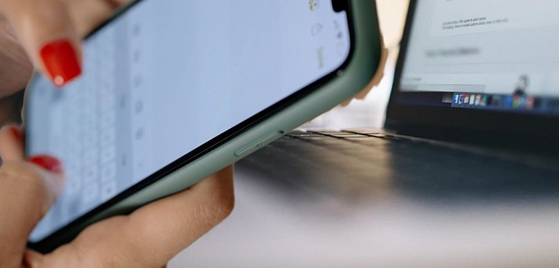 Myślała, że dzwoni pracownik banku i wykonała polecenie. To był błąd