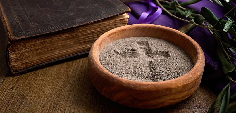 W Kościele katolickim Środa Popielcowa rozpoczyna Wielki Post