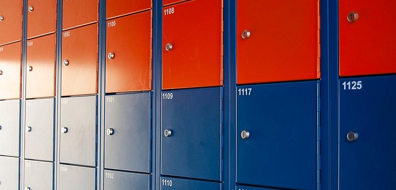 Szafki szkolne metalowe – jak trwałe rozwiązania porządkują przestrzeń i zwiększaj