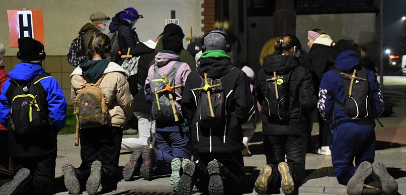 Ekstremalne Drogi Krzyżowe ponownie w Sierakowicach, Kartuzach i Leźnie