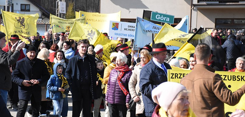 Somonino. Darmowy autokar na XX Dzień Jedności Kaszubów we Władysławowie