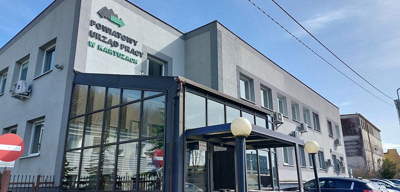 Więcej osób bezrobotnych w powiecie kartuskim. Wskazano przyczynę