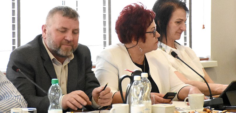 Sierakowice. Odrzucają wszystkie wnioski mieszkańców. Komu to służy?