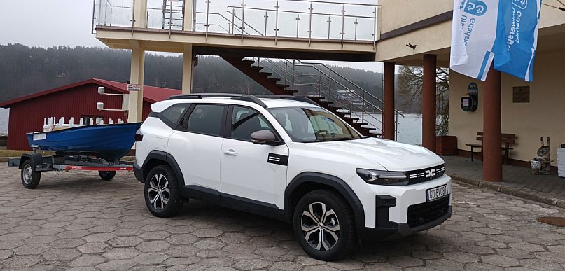 Naukowcy z Borucina mają mobilne laboratorium do badania wód