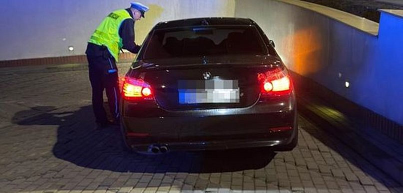Kartuzy. Kierowca BMW wpadł na driftowaniu. Teraz sobie nie pojeździ