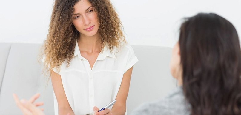 Kiedy warto umówić się do psychologa? Sygnały, których nie wolno ignorować