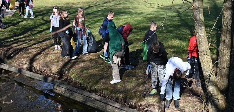 W najbliższy piątek akcja sprzątania brzegów czterech kartuskich jezior