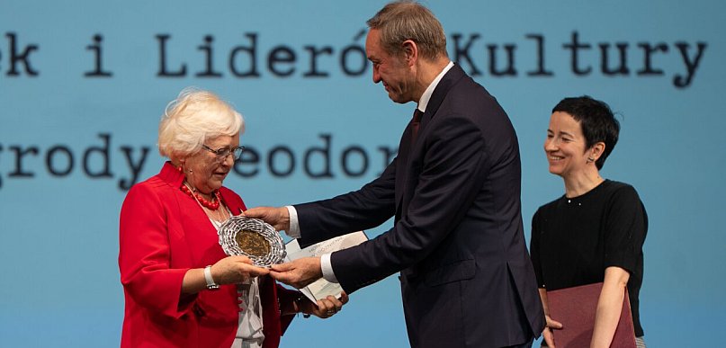 Wręczono Nagrody Teodory. Wanda Lew-Kiedrowska z honorowym wyróżnieniem
