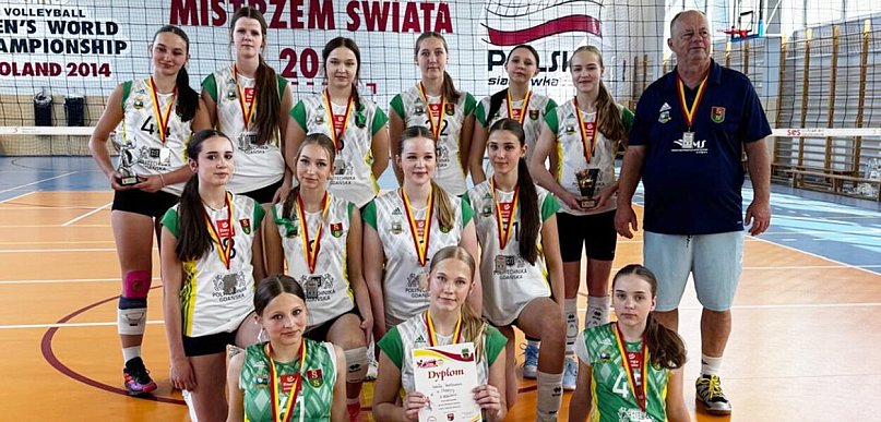 Siatkówka. Wieżyca 2011 Stężyca ze srebrem Ogólnopolskich Igrzysk Młodzieży