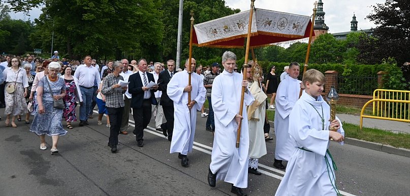W czwartek katolicy będą świętować Boże Ciało. W Kartuzach osobne procesje