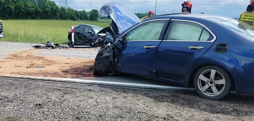 Borcz. Wypadek na drodze krajowej nr 20. Trzy osoby ranne