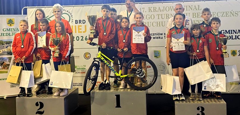 Uczniowie z Małej Szkoły w Szopie na podium w finale krajowym turnieju BRD