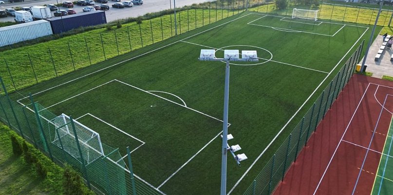 Żukowo. Zakończyła się modernizacja kompleksu sportowego przy SP nr 2 - 72402
