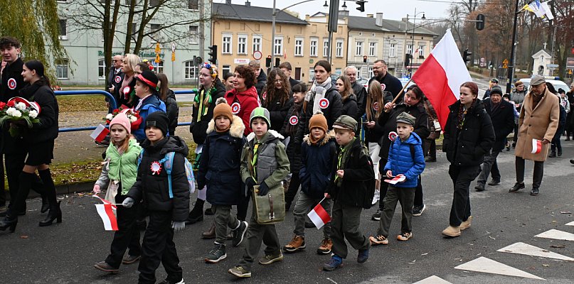 107. rocznica odzyskania przez Polskę niepodległości. Tak świętują Kartuzy - 73769