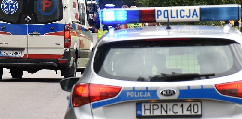 Lniska. Wypadek z udziałem motocyklisty. Droga jest zablokowana - 73961