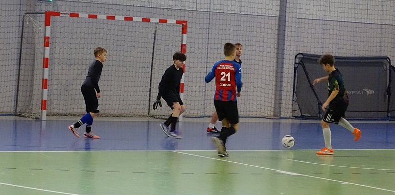 Turniej halowy w Kiełpinie. Zwycięstwo AP FilSport Nowa Karczma - 74895