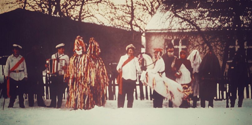 Zobacz niezwykły film o tradycji kolędowania, która przetrwała 90 lat! - 75153