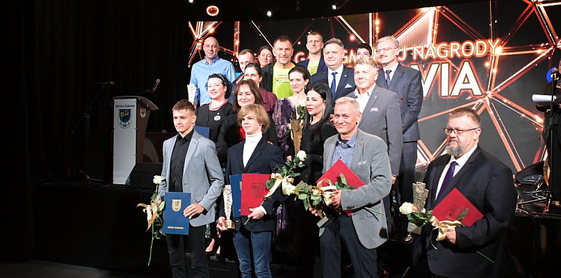 Gminne Nagrody Sucovia wręczone ludziom kultury, sportu, społecznikom... - 75462