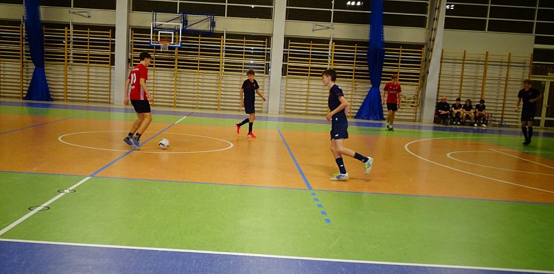 Turniej halowy w Kiełpinie. Zwycięstwo 4Drive Amator Kiełpino - 75688