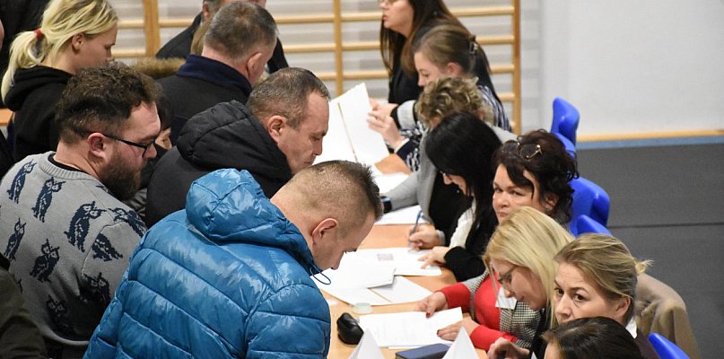 Kolejne sołectwa przeciw prawom miejskim dla Sierakowic. Co dalej? - 76141