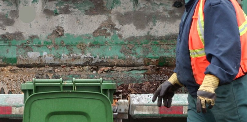 Kartuzy. Problem z odbiorem śmieci. Jak zgłosić reklamację? - 76330