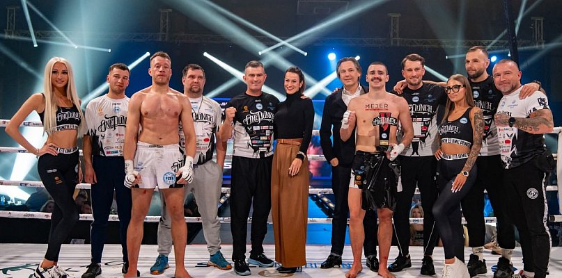 Kacper Śleszyński z Rebelii zwycięzcą walki w Piotrkowie Trybunalskim