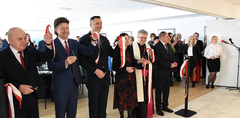 Sierakowice. Dom Dziennego Pobytu dla seniorów oficjalnie otwarty