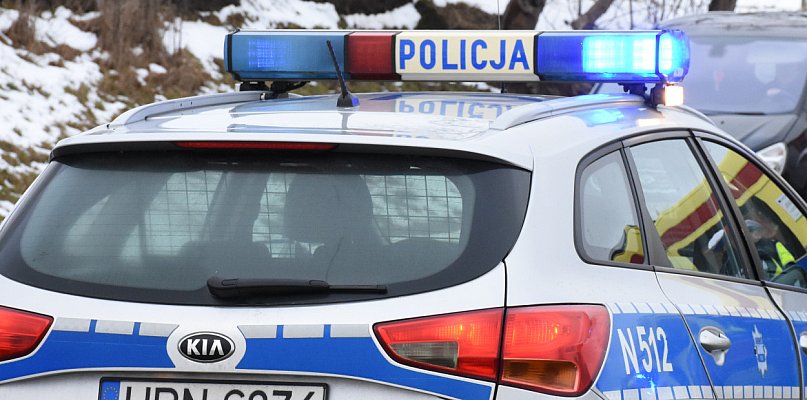 Babi Dół. Zderzenie czterech samochodów. Jedna osoba w szpitalu