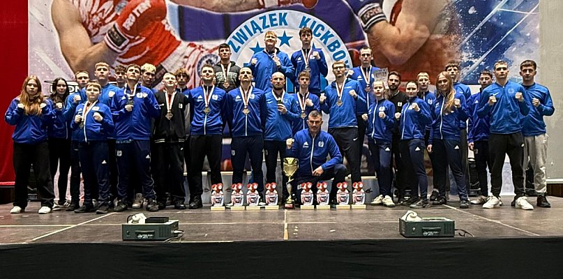 Rebelia Kartuzy drużynowym Mistrzem Polski w Kickboxingu Kick-light