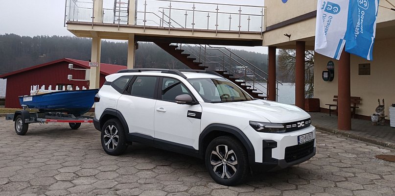 Naukowcy z Borucina mają mobilne laboratorium do badania wód