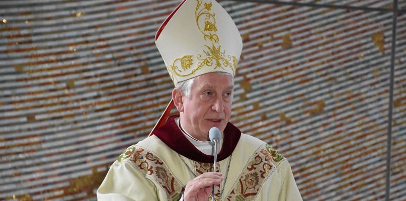 Region. Biskup pelpliński apeluje o podpisy pod petycją do prezydenta RP