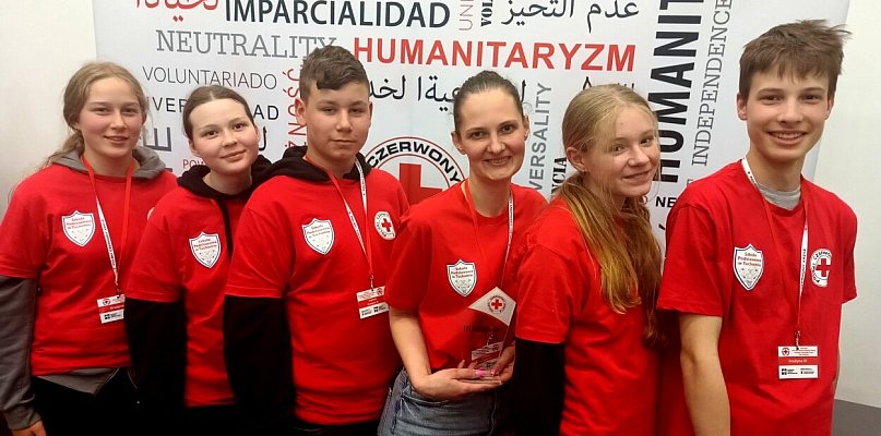 Sukces drużyny PCK z Tuchomia w Wojewódzkich Mistrzostwach Pierwszej Pomocy