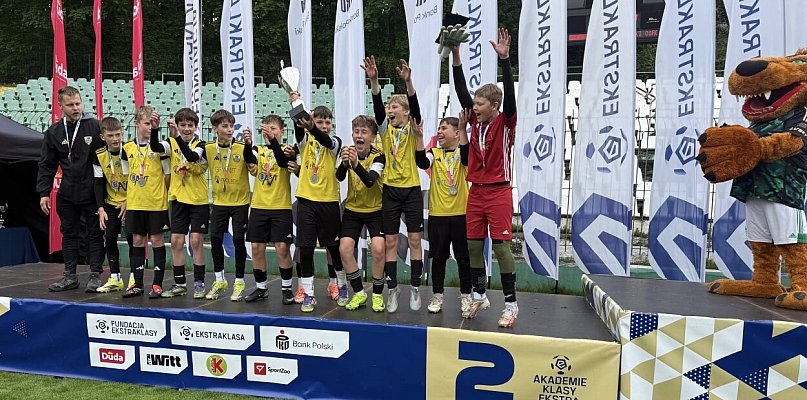 Sukcesy Akademii Piłkarskiej Kartuzy. Trofea i testy w topowych klubach