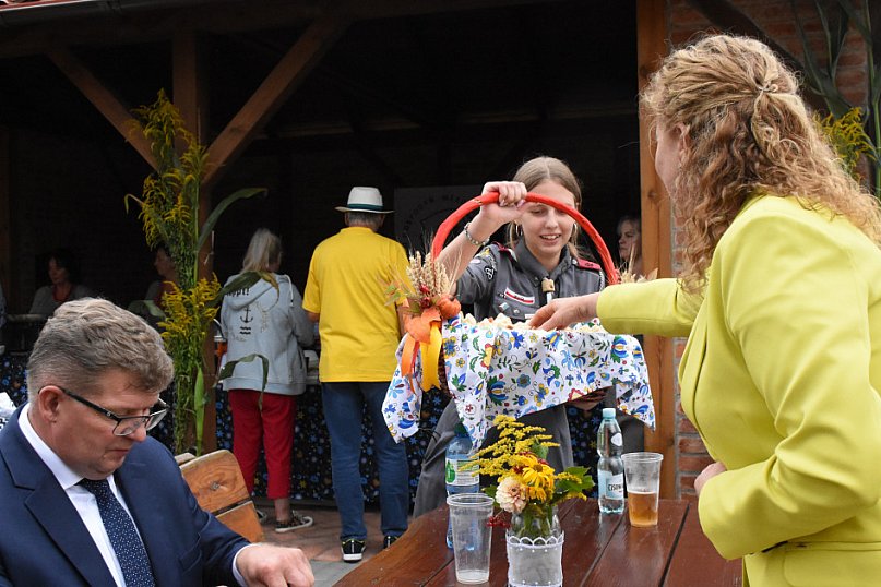 Doroczne dożynki w Kiełpinie