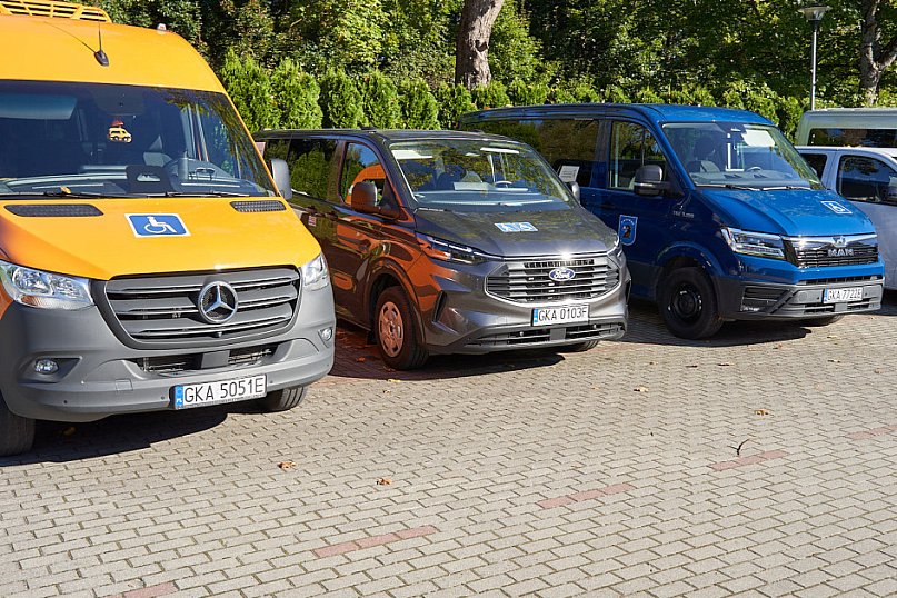 Poświęcenie nowych samochodów