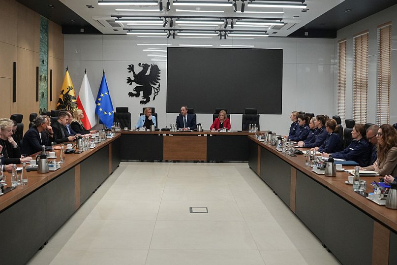 Posiedzenie zespołu roboczego ds. wsparcia młodzieży