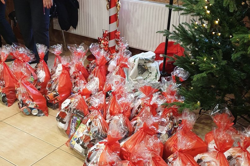 Świąteczna akcja Rady Seniorów i Młodzieżowej Rady Pow. Kartuskiego