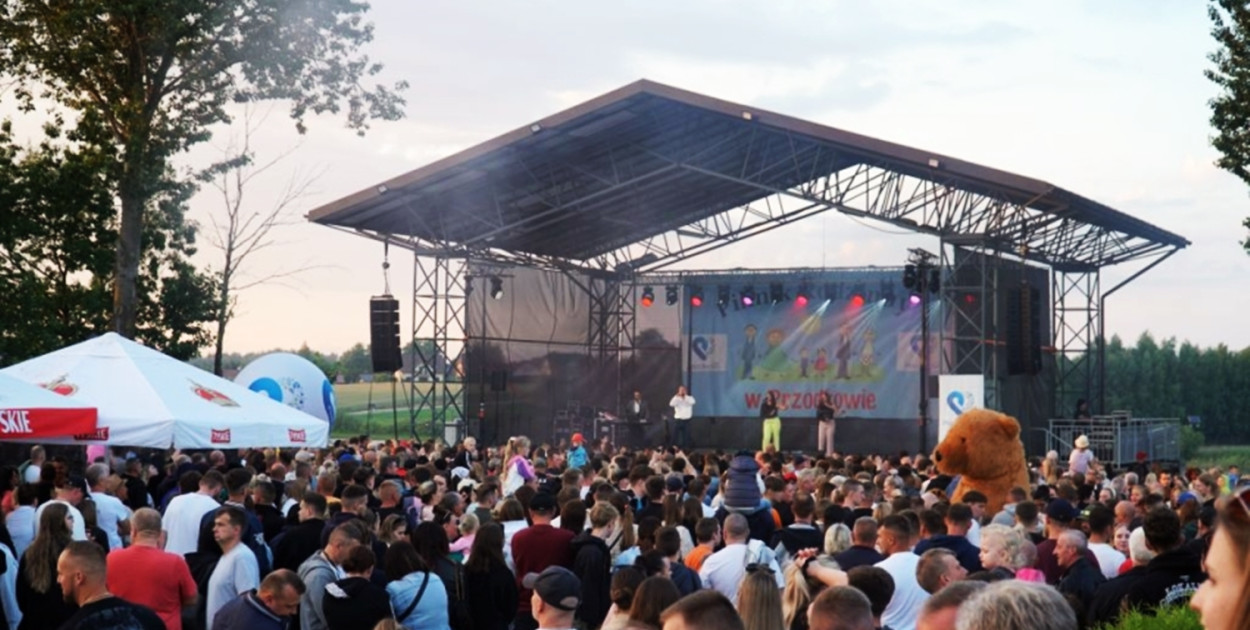 Przodkowo. Piknik Rodzinny w rytmie disco polo i hip-hopu