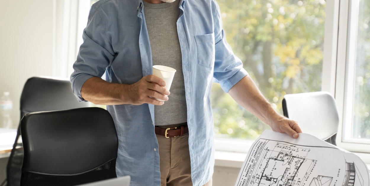 Projektant czy architekt – kogo wybrać do swojego projektu?