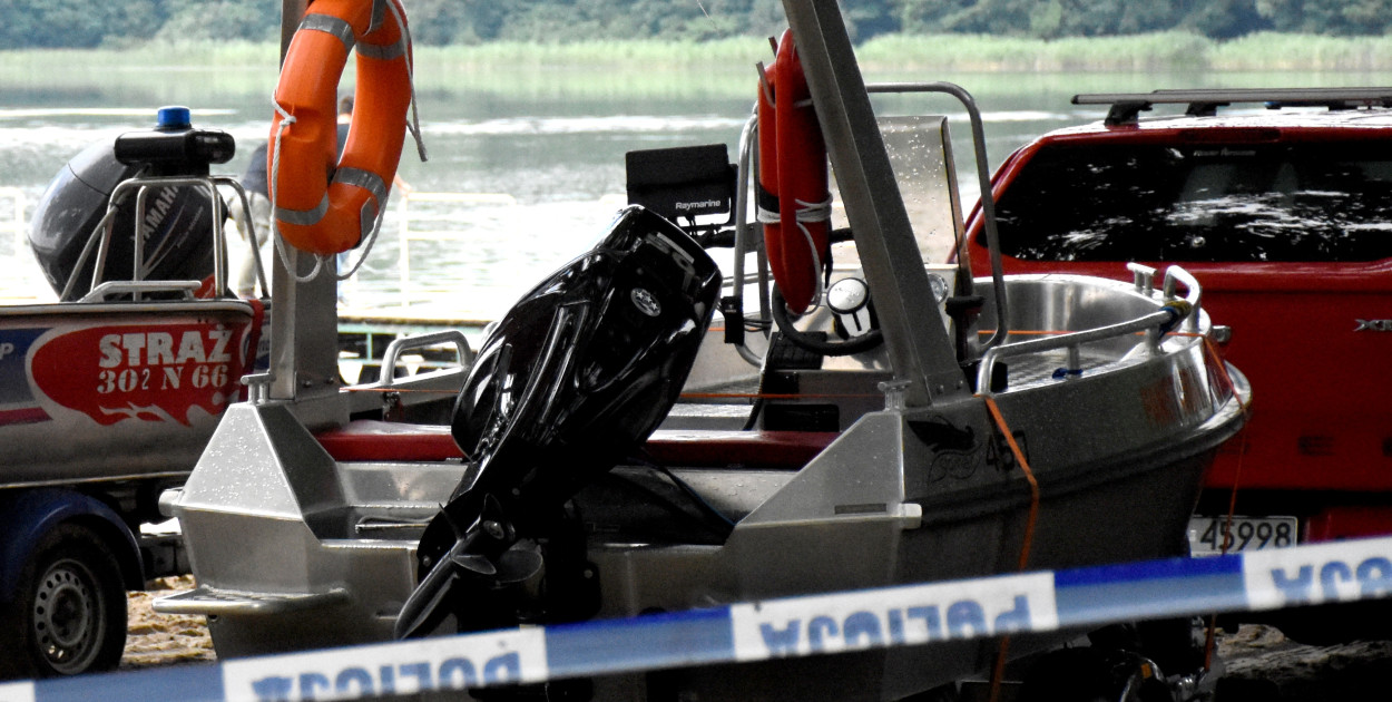 Sulmin. Ze stawu wyciągnięto ciało 16-latka. Prawdopodobnie wędkował