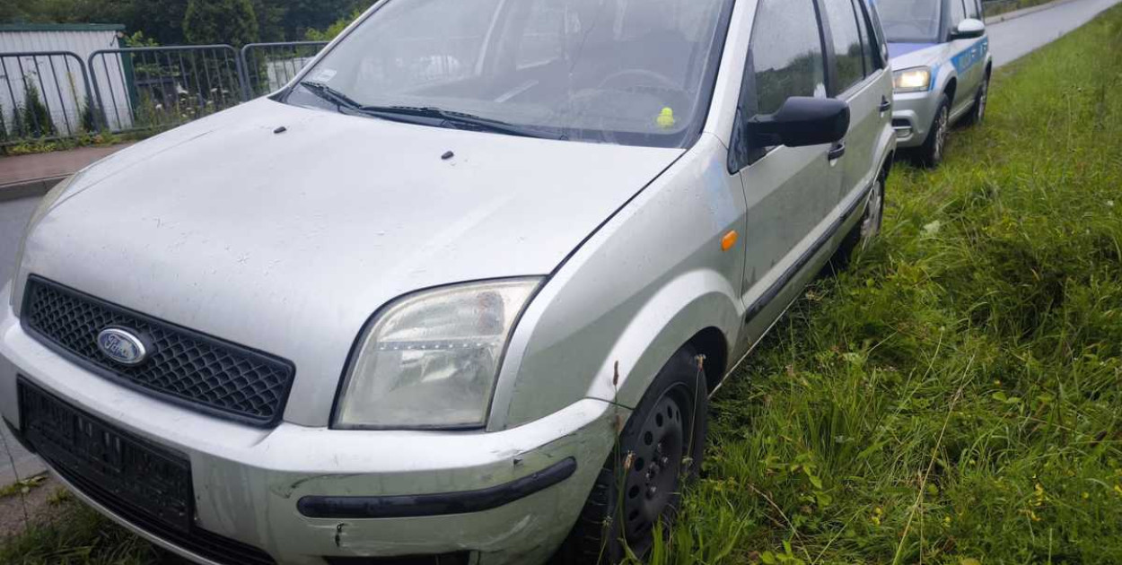 Kierowcy po alkoholu i narkotykach. Jeden z nich spowodował kolizję