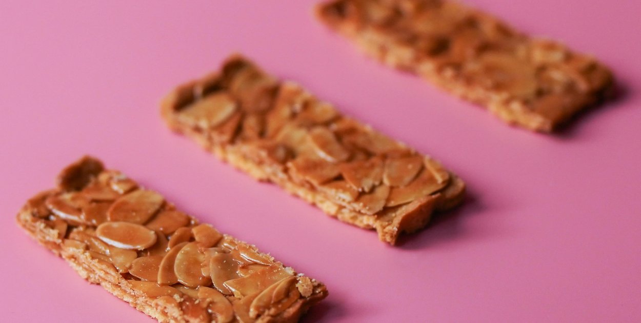 Photo by Cats Coming: https://www.pexels.com/photo/three-caramel-biscuits-1907254/